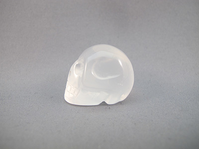 rAINBOW qUARTZ cRYSTAL sKULL