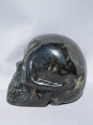 Nuummite Crystal Skulls